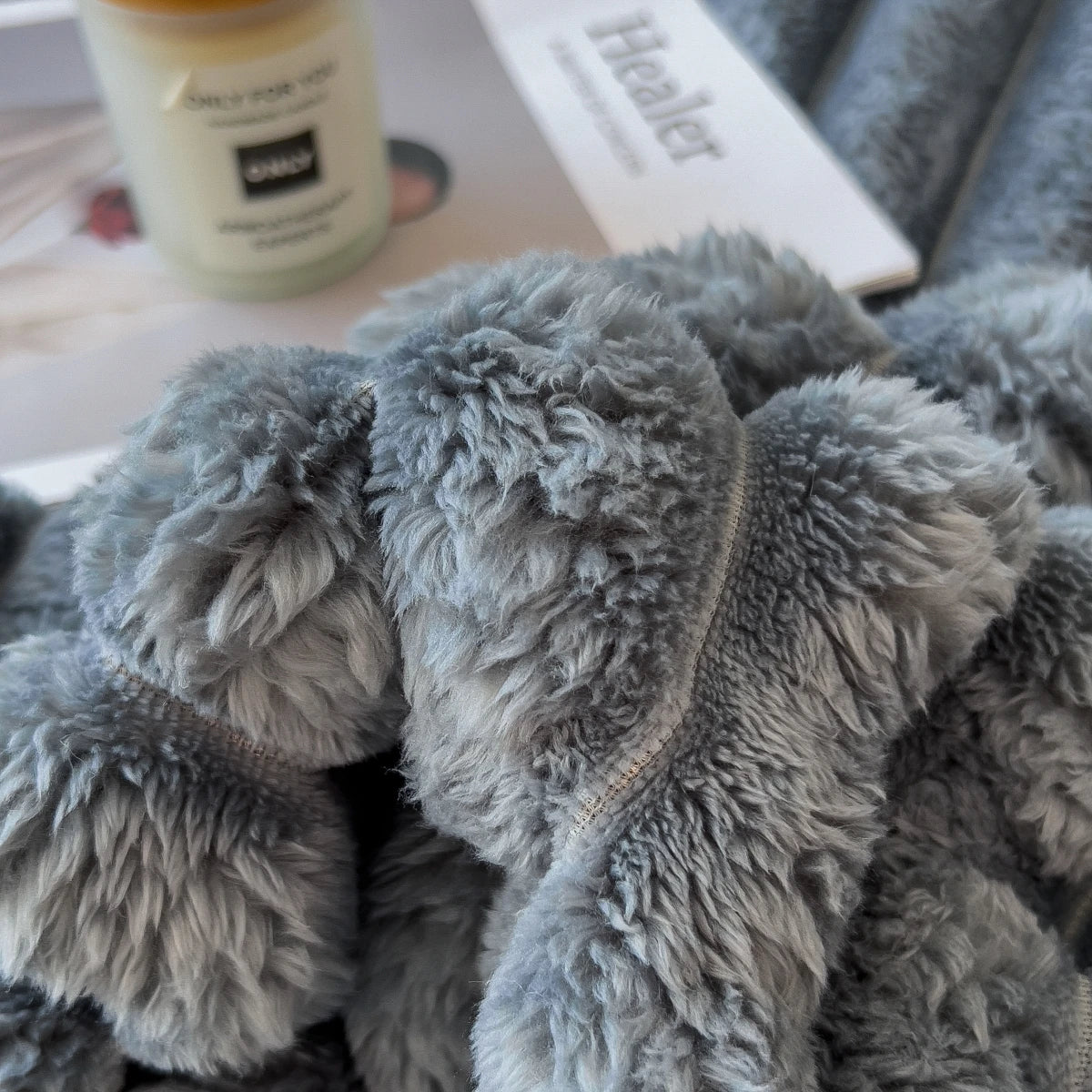 Wide striped multifunctional blanket