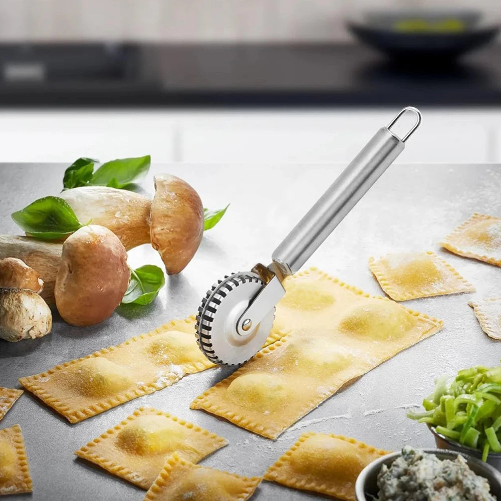 Stainless Steel Wheel Ravioli Cutter