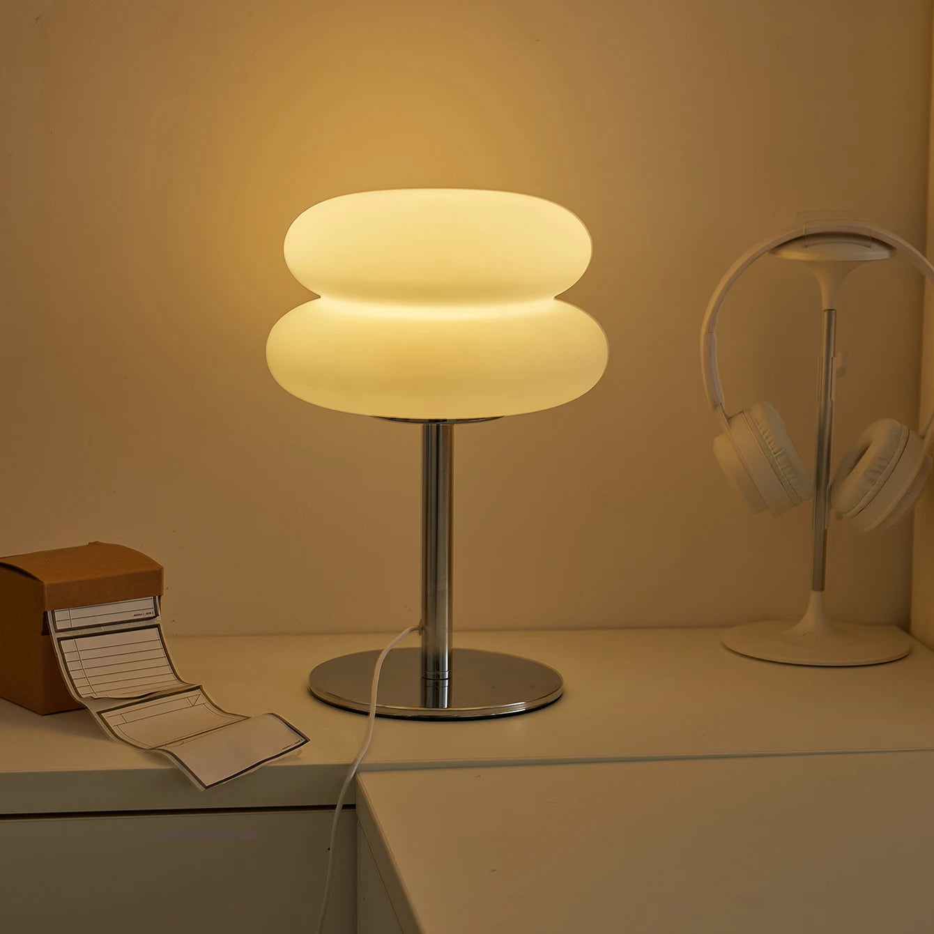 Bauhaus plastic table lamp